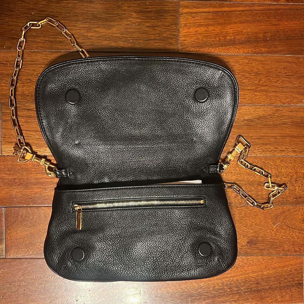 Tory Burch - Picture 3 of 3